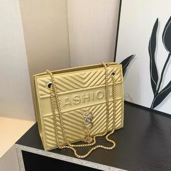 Large-capacity casual personalized commuter fashion women s bag 2024 summer new temperament chain single shoulder oblique span small square bag чёрный