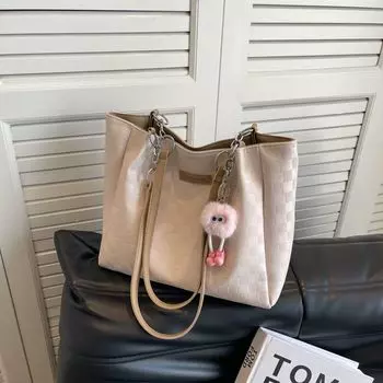 Large Capacity Classy Bag Female 2024 New Arrival Autumn and Winter Shoulder Bag Stylish Good Texture All-Matching Working Commuter Tote Khakis with pendant