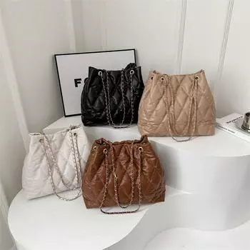 Large Capacity Fashionable Diamond Embroidered Thread Fashionable Chain Shoulder Bag for Women New Commuting Texture Tote Bag for Women