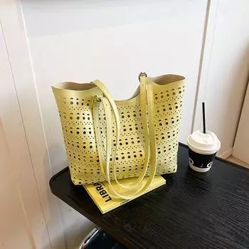 Large-capacity hollow bag women s summer new versatile shoulder mother and child bag casual class tote bag жёлтый