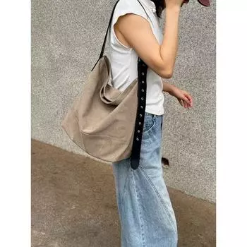 Large Capacity Idle Style Bags for Women 2025 New Light Luxury Niche High Sense Casual All-matching Bucket Tote Bag Brown