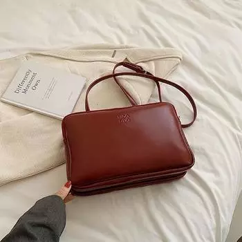 Large Capacity Korean Soft Leather Crossbody Bag Letter High-End Small Square Bag Women Retro Casual Commuter Messenger Bag (20cm<Max Length<30cm)