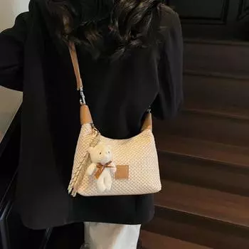 Large Capacity Straw Weaving Handag Simple Crossbody Bag with Bear Pendant Girls кофейный