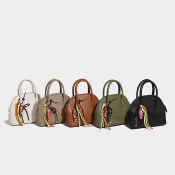 Large capacity tote 2024 new light luxury niche fashion versatile bowling portable messenger shell bag