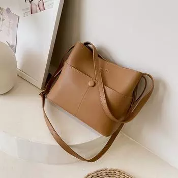 Большая вместительная сумка-тоут 2024 года, новая универсальная сумка через плечо, женская сумка, простая сумка-ведро для поездок на работу, простая чёрный