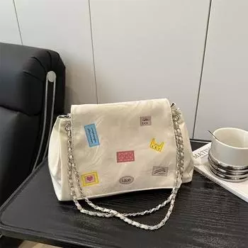 Large capacity tote bag women s 2025 new fashion retro shoulder bag high value