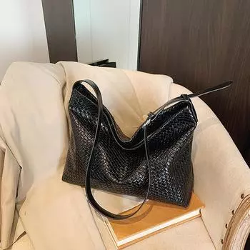 Large capacity underarm tote bag, new commuter shoulder bag, high-end simple and versatile women s bag чёрный