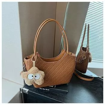 Large-capacity vegetable basket bag women s summer new messenger woven bag textured portable commuter tote bag