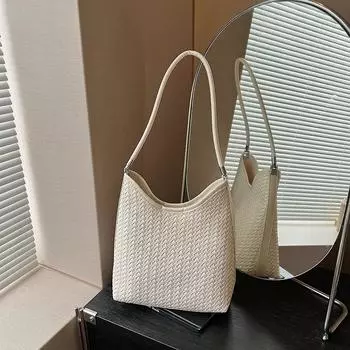 Large capacity woven handbag bag women s summer new casual shoulder underarm bag commuter bucket bag
