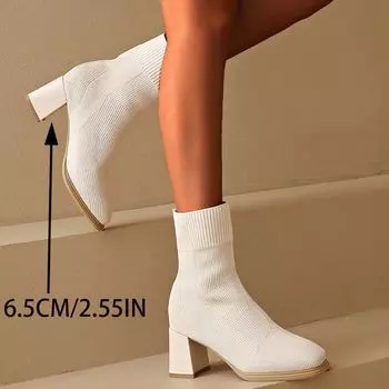 Large size autumn and winter flying weaving 2025 new middle heel square head short boots women s high heel thick heel women s boots socks boots 35