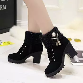 Large size Martin boots women s outer wear 2024 winter new British wind and water diamonds wool mouth round head thick heel medium tube 35 чёрный