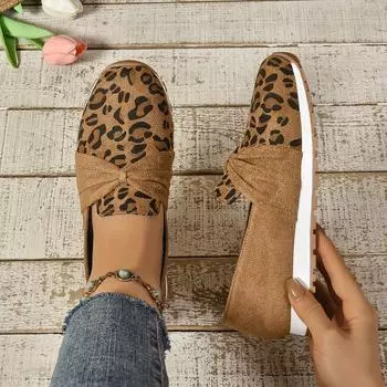 Large size pointed head low heel small single shoes women s 2025 spring and autumn new breathable flat bottom one pedal Huloafers 36 цветной печати леопарда