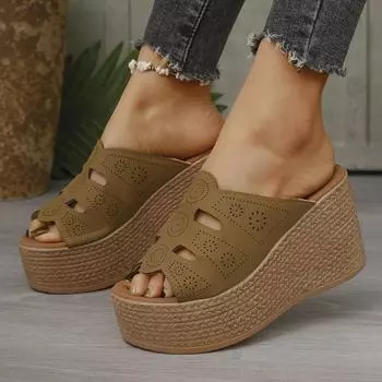 Large size wedge slippers women s spring and summer 2025 new European and American fashion versatile casual slippers comfortable and lightweight 35
