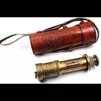 Латунная конструкция, стеклянная оптика и камуфляжная отделка с большим увеличением для функциональной оптики. Длина 45,72 см в кожаной сумке. M коричневый