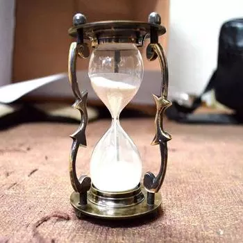 Латунные песочные часы Латунный песочный таймер Столешница Латунный декор, Латунная статуэтка Домашний декор Новогоднее украшение, Предмет ручной работы, Свадебный подарок