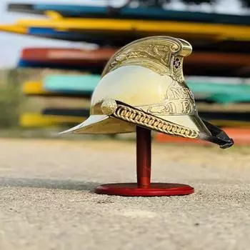 Латунный блестящий наполеоновский французский кавалерийский шлем, латунный шлем с бесплатной деревянной подставкой