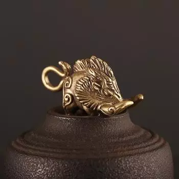 Латунный брелок для ключей с изображением дикого кабана викингов, подвески, винтажные медные скандинавские животные, свинья, кукла, игрушечный автомобильный брелок, кольца, подвески, ювелирные изделия 1pcs