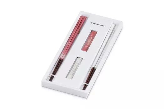 Le Creuset Meal Chopsticks 2 Good Chopstick Rest Set of 2 Chopsticks Rose Quartz White Made in Japan Wedding Gift Bridal Moving Gift Housewarming Gift
