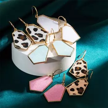 Leather Alloy Earrings Exaggerated Graceful Super Flash Rhombus Fashion 6.3*3cm коричневый
