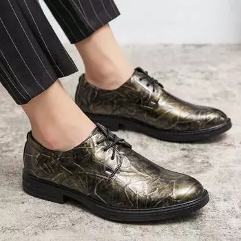 Leather shoes men s business dress large size spring new British wedding shoes Korean version of young men s casual leather shoes trend 38