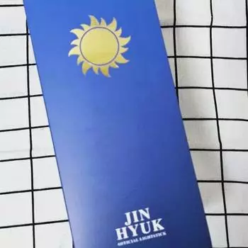 Официальный лайтстик Ли Джин-Хёка.