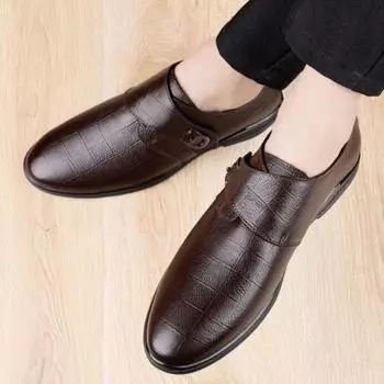 Легальная кожа дешевая распродажа социальная обувь для мужчин деловая модельная обувь мужская элегантная и классическая одежда повседневный стиль 2024 38