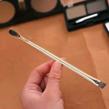 Легкая кисточка для макияжа Удобная ручка Прочная двухсторонняя зубная щетка для бровей