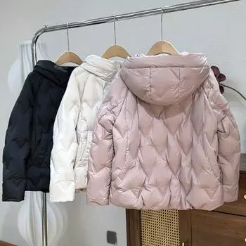Легкая мягкая маленькая куртка-пуховик женская легкая и тонкая короткая с капюшоном 90% белый утиный пух 2024 зимняя новая теплая куртка M чёрный