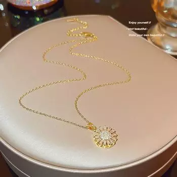 Легкая роскошь нишевая подсолнечник титан сталь ожерелье женская цветная ключица мода личность онлайн знаменитости ювелирные изделия золотой