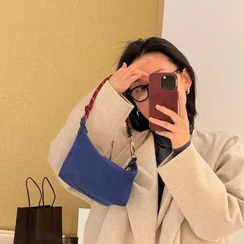 Легкая роскошь, нишевый дизайн, контрастный цвет, нейлоновая ткань, портативная маленькая сумка для переноски, для поездок на работу, ретро, высококлассная сумка-тоут через плечо для женщин Dark blue