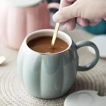 Легкая роскошная стильная кофейная кружка с золотой росписью, керамическая кружка для питья, креативная персонализированная трендовая офисная простая с крышкой, ложкой, тыквой 450ml синий