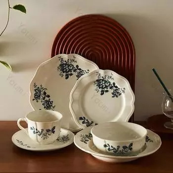 Легкая роскошная высококачественная обеденная тарелка во французском стиле, круглые керамические тарелки, бытовые изысканные миски, блюда для ресторанов, столовые приборы