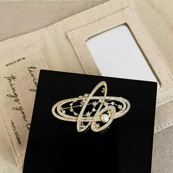 Легкая роскошная высококачественная трехмерная брошь с жемчугом в виде планеты и циркона, женская универсальная маленькая ароматная булавка для корсажа шерстяного пальто