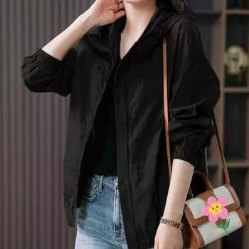 Легкая женская куртка с капюшоном, идеально подходящая для повседневной носки M чёрный