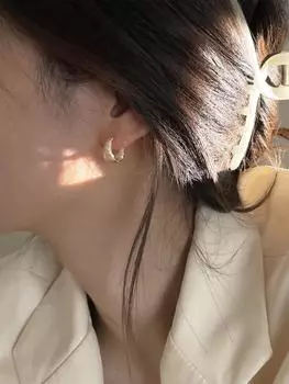 Легкие роскошные круглые серьги из циркония для женщин, нишевая, высокого класса, трендовая, серебряная игла 925 пробы, темпераментная застежка 925 silver needles