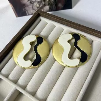 Легкие роскошные круглые серьги-замочки