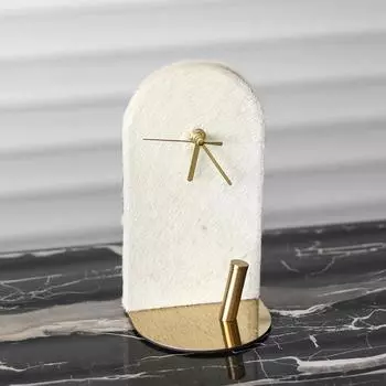 Легкие роскошные меховые настольные часы, домашние настольные часы, настольные часы, украшения для часов, отель, гостевой дом, модель, комната, украшения высокого класса White imitation horsehair M09366