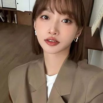 Легкие роскошные милые белые капельные глазурованные серьги-подвески Love, женские изысканные нишевые серьги высокого класса с серебряной игольчатой пряжкой, универсальные новогодние серьги 925 silver needle