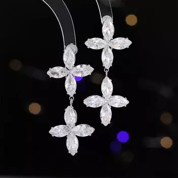Легкие роскошные модные серьги Lucky Grass Zircon Super Flash, серебряная игла 925, слегка инкрустированная цирконием, универсальные серьги для банкетного платья Tide золотой