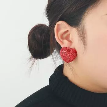 «Легкие роскошные серьги-сердечки со стразами»: Европейская и американская мода на каждый день красный