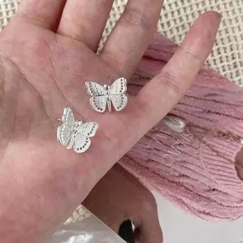 Легкие роскошные супер феи универсальные серьги-гвоздики в виде бабочек женские нишевые дизайнерские серьги высокого класса модная атмосфера новые серьги copper