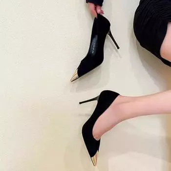 Легкие роскошные темпераментные модные туфли на высоком каблуке женские 2025 весна и осень новые металлические острые тонкие каблуки сексуальные легкие модные туфли 35