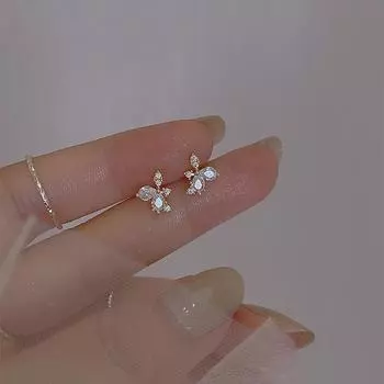 Легкие роскошные темпераментные серьги-гвоздики с цветком, женские осенне-зимние милые мини-серьги с цветочным узором и ледяными кристаллами для поездок на работу золотой