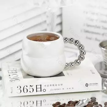 Легкие роскошные высококачественные кофейные чашки для домашнего послеобеденного чая, керамическая кружка, однотонные изысканные чашки для завтрака и молока, уникальная посуда
