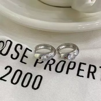 Легкие роскошные высококачественные серьги-вкладыши с одним бриллиантом и цирконием, темпераментные универсальные серьги в новогоднем стиле