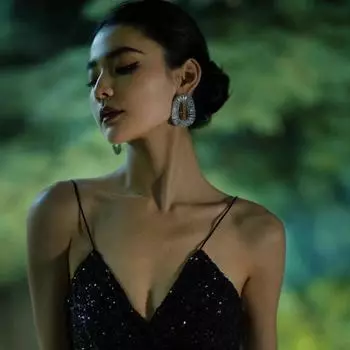 Легкие роскошные высококачественные сверкающие овальные серьги с бриллиантами и цирконами Ins Internet Celebrity Personality Temperament Celebrity Catwalk Earrings детские розовый