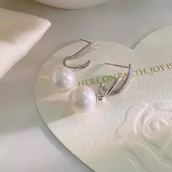 Легкие роскошные высококачественные жемчужные серьги нишевого дизайна модные изысканные темпераментные серьги для женщин
