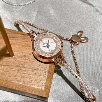 Легкие роскошные женские часы со стразами женские модные ракушечные поверхностные темпераментные циферблаты с зыбучим песком нишевые часы-браслет