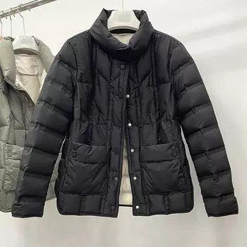 Легкий пуховик женский короткий осенне-зимний свободный воротник-стойка белое теплое пальто на утином пуху S