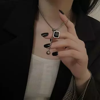 Легкий роскошный нишевый свитер, ожерелье для мужчин и женщин, одинаковый черный кулон из бисера с драгоценными камнями, универсальная цепочка для свитера